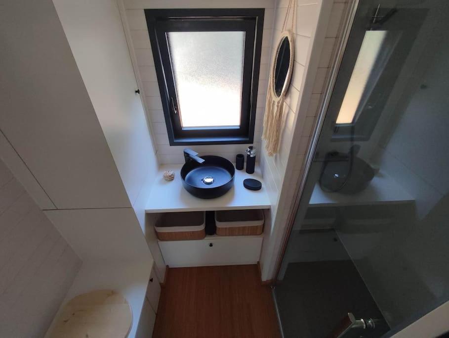 Vila Tiny House Chez Caroline Gaillan-en-Médoc Exteriér fotografie